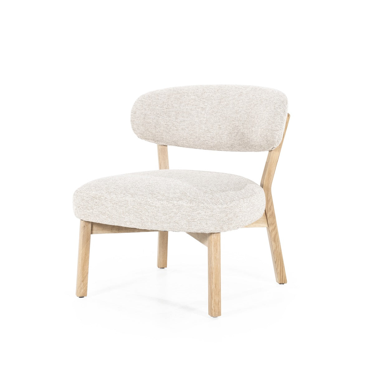 Der Sessel Liana vereint moderne Eleganz mit wohnlichem Komfort und eignet sich ideal für stilvolle Hotelzimmer, Boutique-Hotels