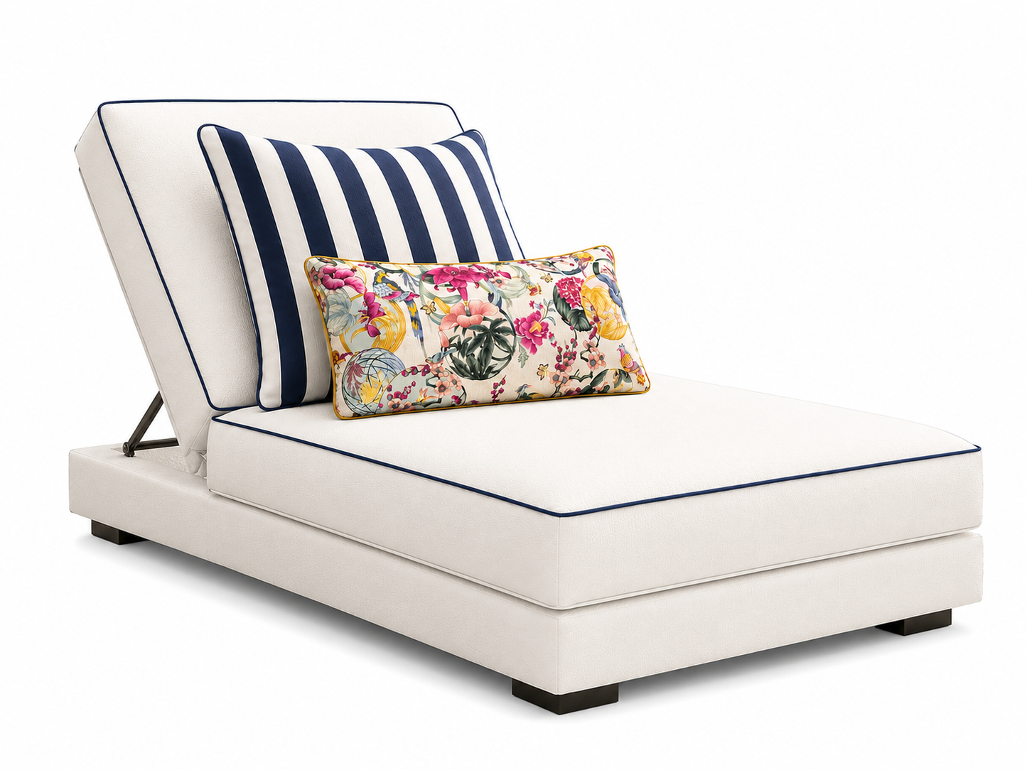 Outdoor-Liege MARINA BLUE  Die exklusive Outdoor-Liege MARINA BLUE vereint zeitlose Eleganz, luxuriösen Komfort und maritimes Design