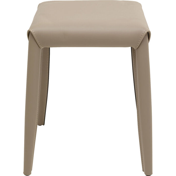 Minimalistischer Design-Hocker in Beige – moderner Sitzhocker mit Lederoptik