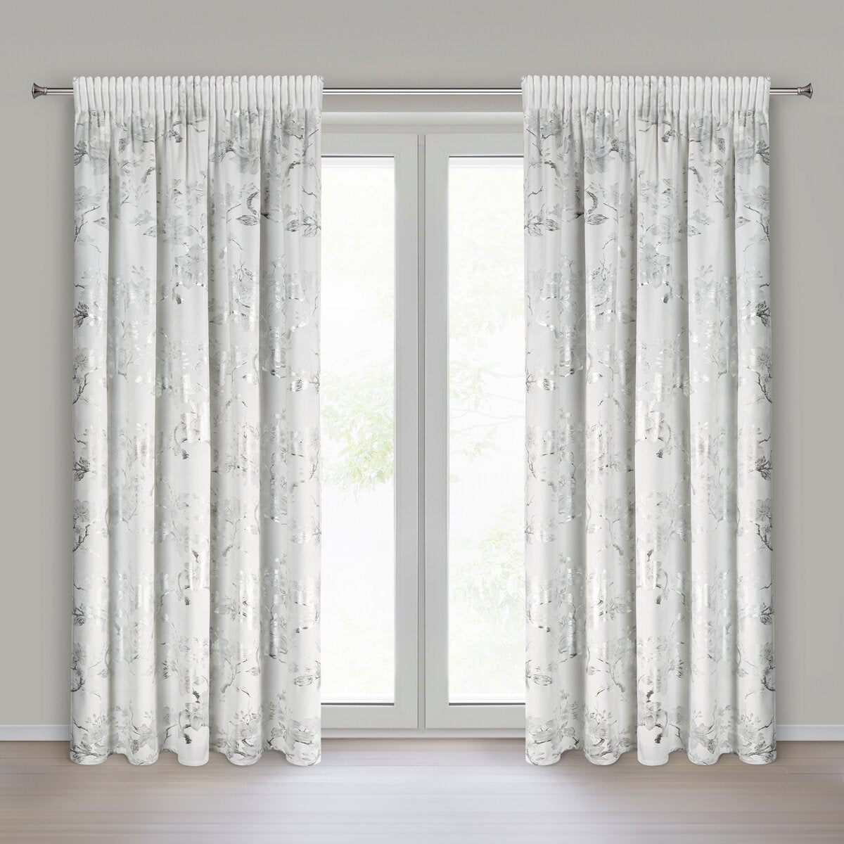 Exklusive Fertigvorhänge Weiss - Silber - moderne und Elegante Fensterdekorationen für Hotels, Apartmens