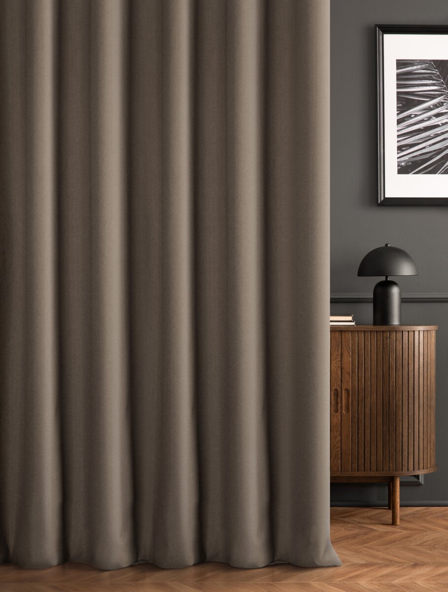 Exklusiver Blackout-Stoff in der Farbe (Braun) – elegante Verdunkelungsstoffe für Hotels, Apartments, Schlafzimmer und luxuriöse Wohnräume