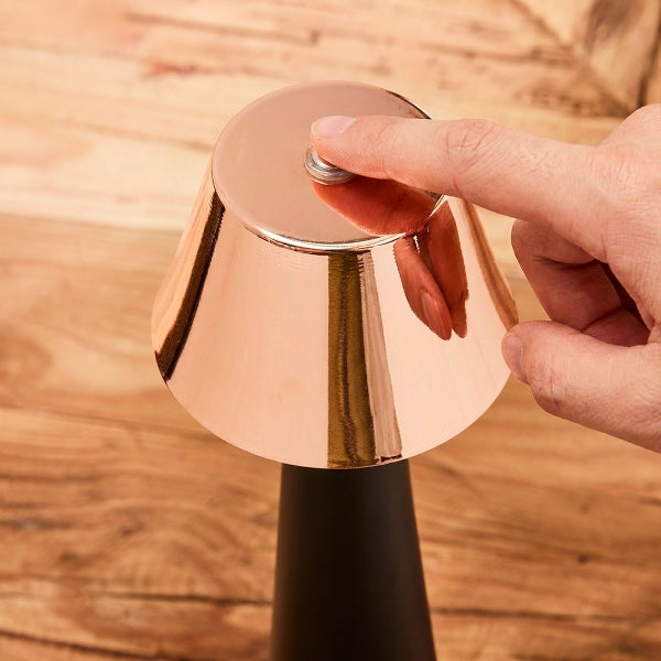 Designer LED-Tischleuchte Gold & Bernstein – Luxusleuchte für Hotel, Restaurant und Wohnbereich