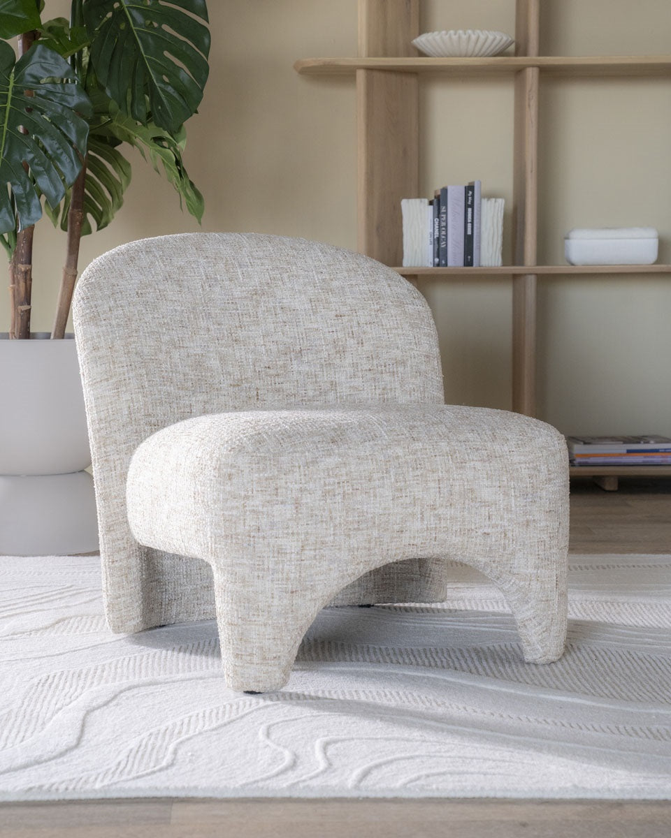 Hotelkonzept Interior Sessel vereint moderne Eleganz mit hohem Sitzkomfort und eignet sich perfekt für stilvolle Wohnbereiche, Boutique-Hotels